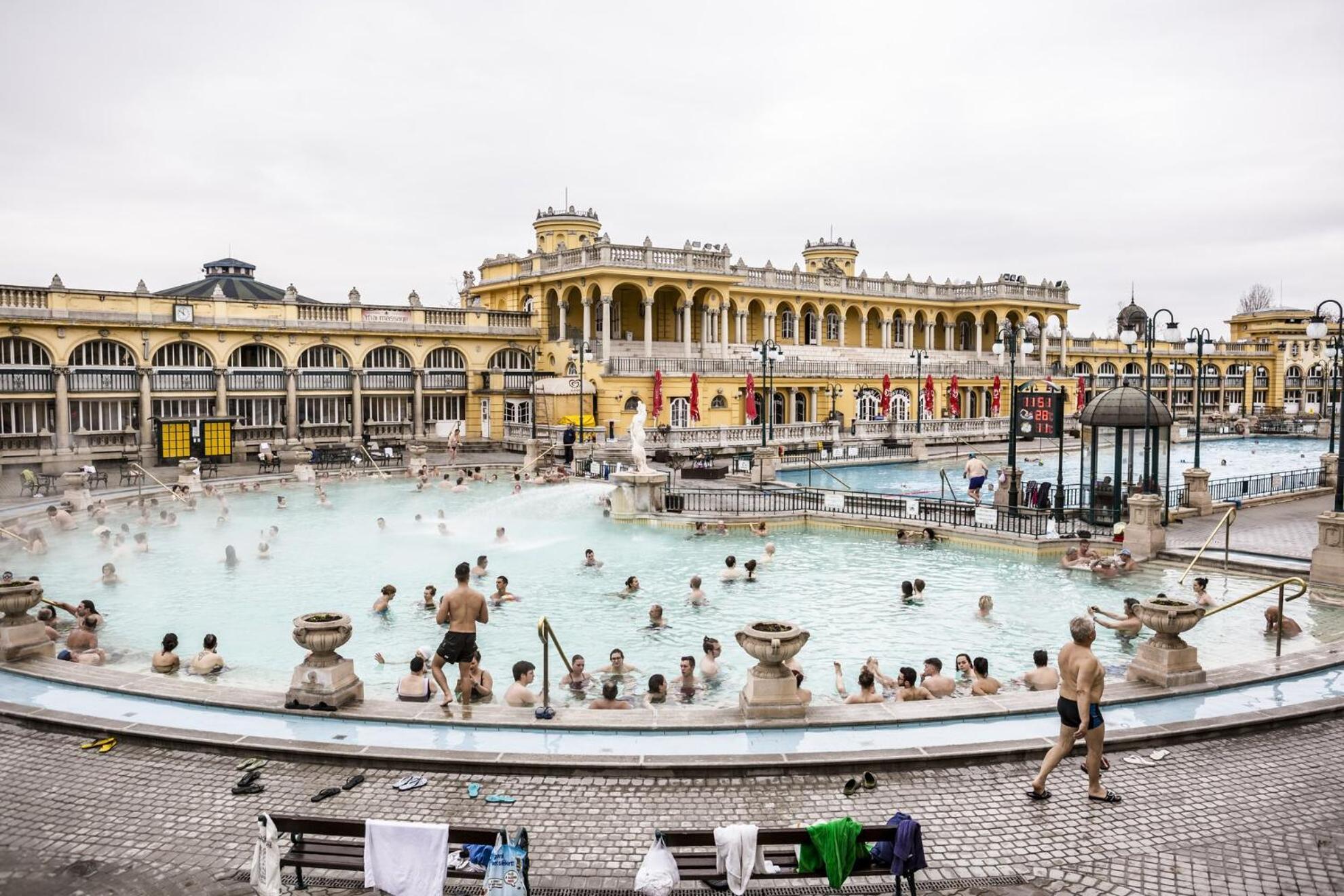 Little Americas Westend Mall Apartments Budapest Luaran gambar